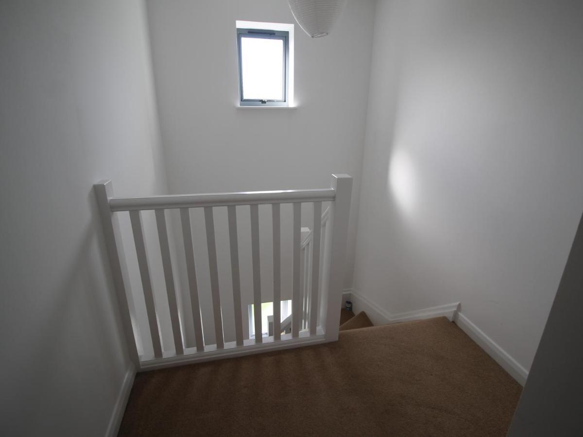 Radyr Place Apartments By Cardiff Holiday Homes Extérieur photo